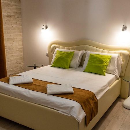 Brilliant Suite Trieste Esterno foto